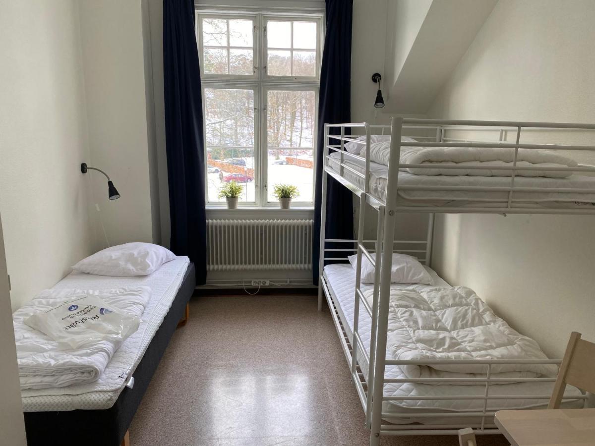 Ronneby Brunnspark Vandrarhem Och B&B Ngoại thất bức ảnh