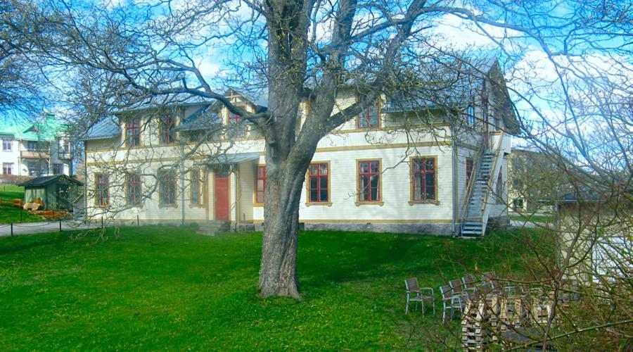 Ronneby Brunnspark Vandrarhem Och B&B Ngoại thất bức ảnh
