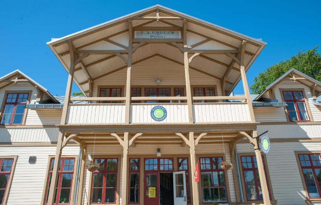 Ronneby Brunnspark Vandrarhem Och B&B Ngoại thất bức ảnh