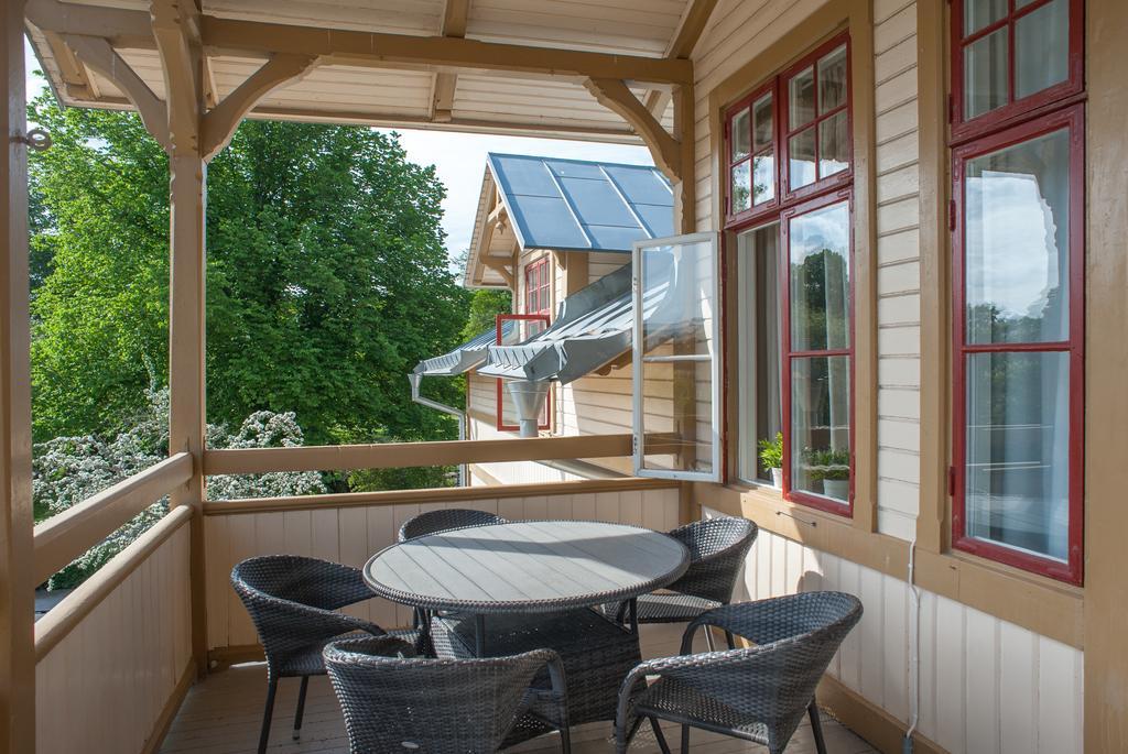Ronneby Brunnspark Vandrarhem Och B&B Ngoại thất bức ảnh
