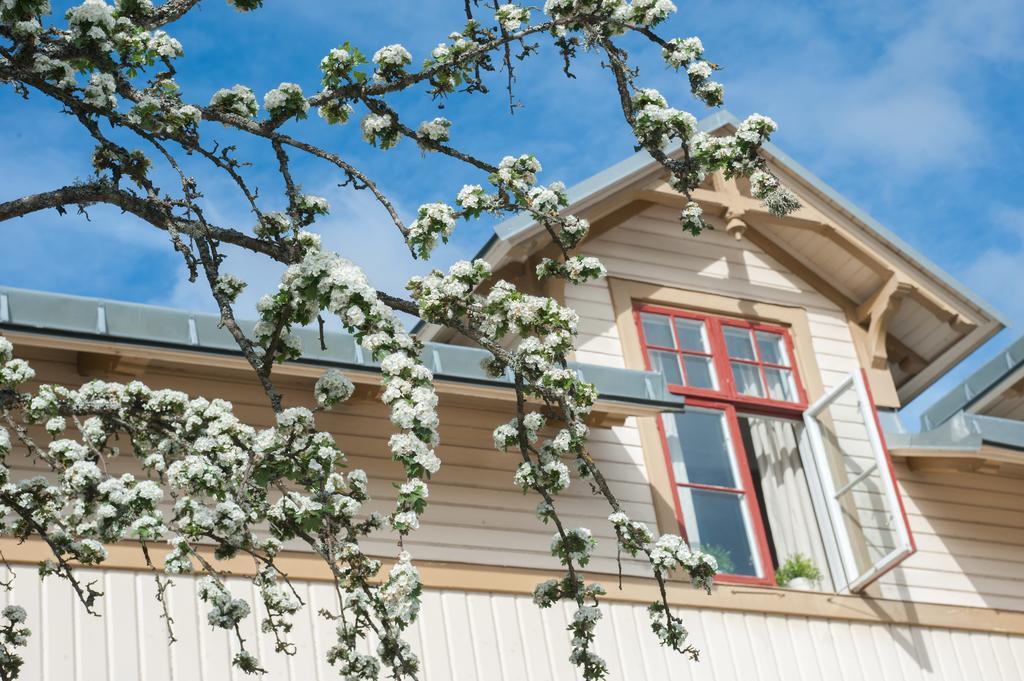 Ronneby Brunnspark Vandrarhem Och B&B Ngoại thất bức ảnh